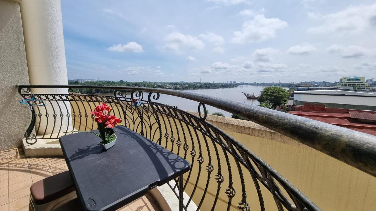 Kenyalang Emerald Riverine Resort Homestay Kuching Ngoại thất bức ảnh